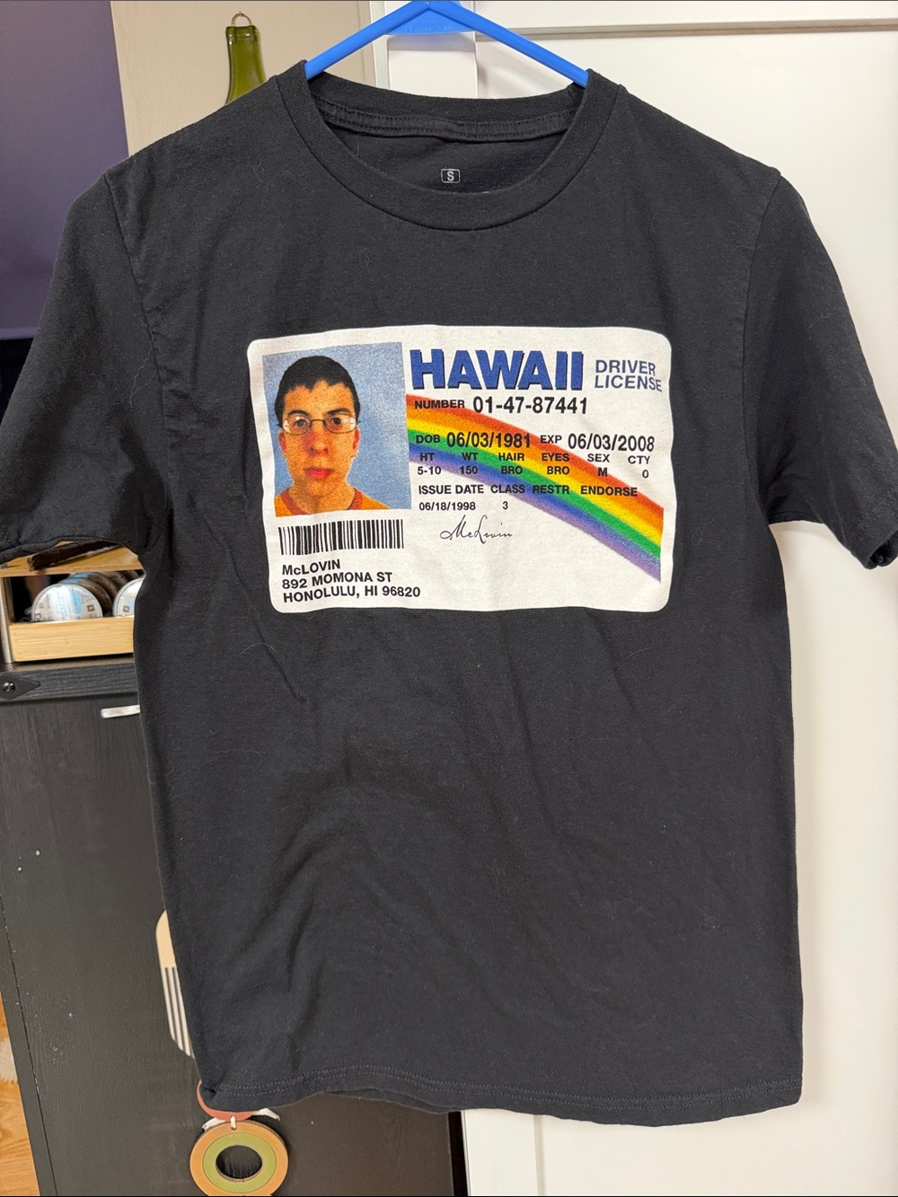 Black Graphic Hawaii License Novelty T-Shirt